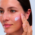 UV Plus Skin Barrier SPF50+ et Anti-Pollution Clarins