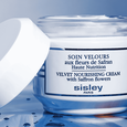 Soin Velours aux Fleurs de Safran Sisley