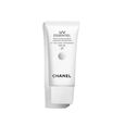 UV ESSENTIEL SPF 50 Chanel
