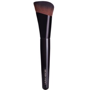 Real Flawless Foundation Brush