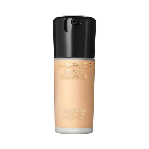 Studio Radiance Serum-Powered Foundation MAC