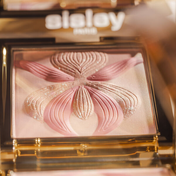 L'Orchidée Blush Sisley