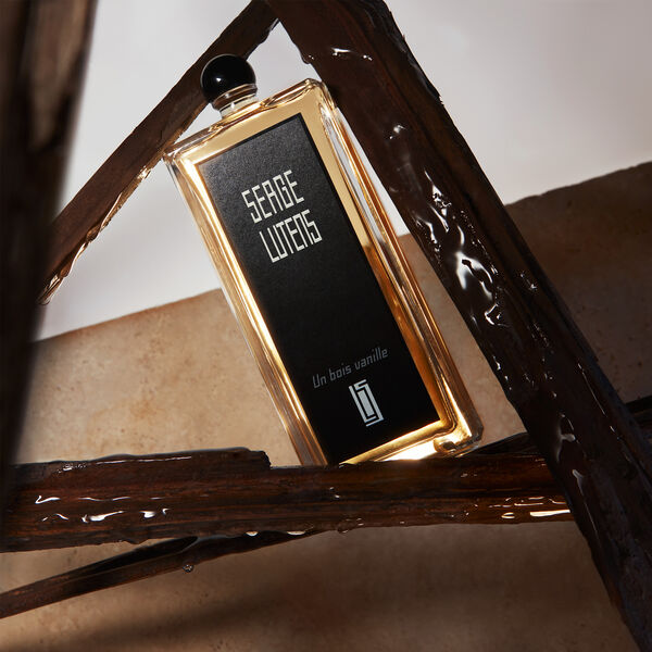 Un Bois Vanille Serge Lutens